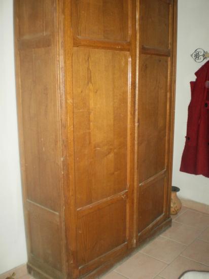Armoire avant.