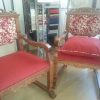 Paire de Fauteuils de style L.XIII Avec des coussins Dehoussables