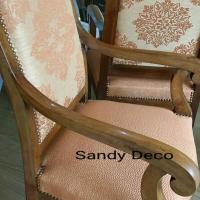 Paires de Fauteuils restauration recouvert de Tissus Chanee/ Deschemaker