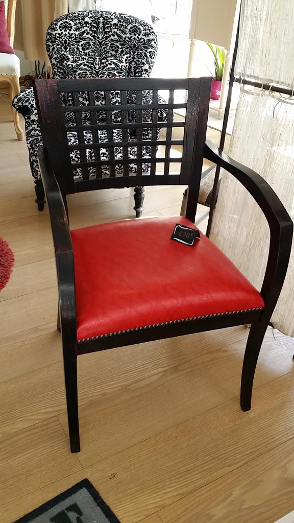 Fauteuil Rouge & Noir Création Atelier de SANDY DECO