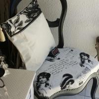 Chaise Louis Philippe relookée! En vente en Boutique!