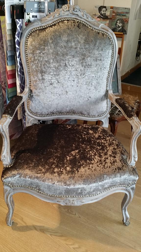 Fauteuil Style Louis XV Dossier à la Reine Version Sandy Déco