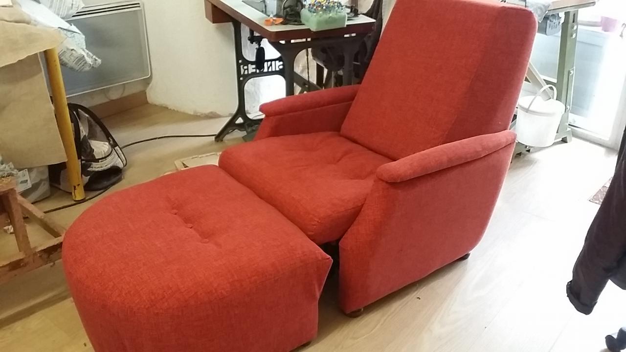 Paire de  Fauteuils et leurs Poufs tissus Anti-Griffes Casal